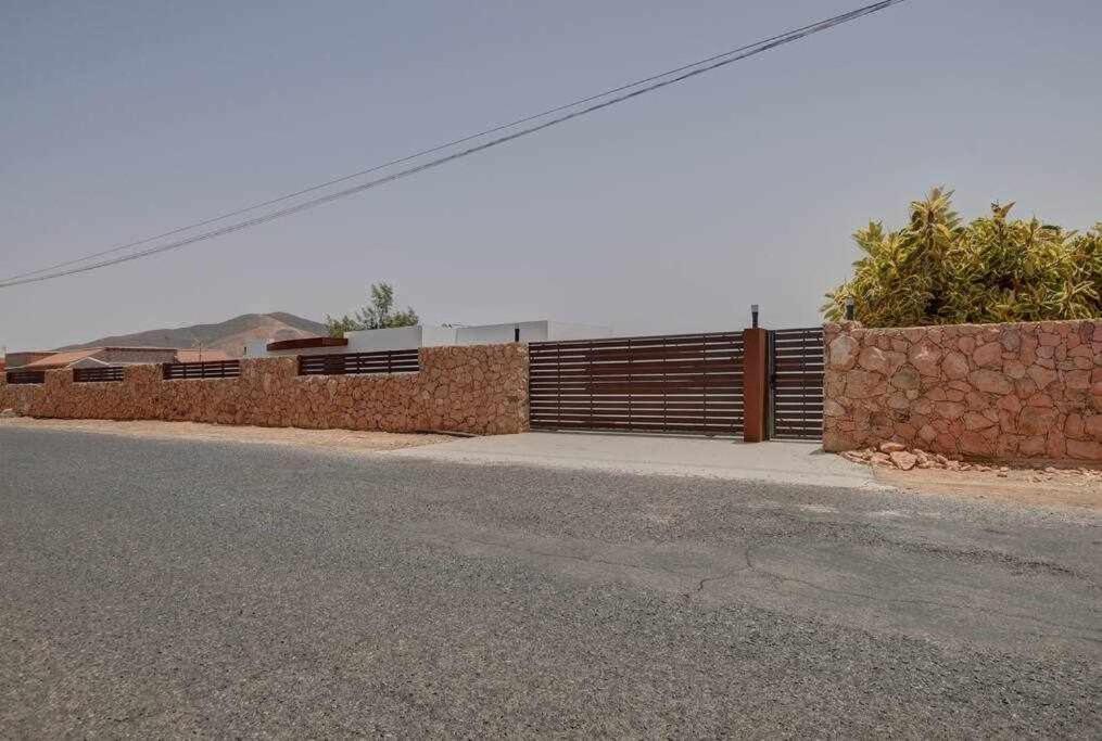 Villa Ponzos Chalet Independiente Y Privado Triquivijate Dış mekan fotoğraf
