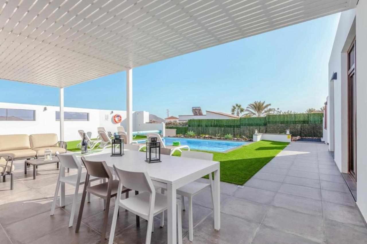 Villa Ponzos Chalet Independiente Y Privado Triquivijate Dış mekan fotoğraf